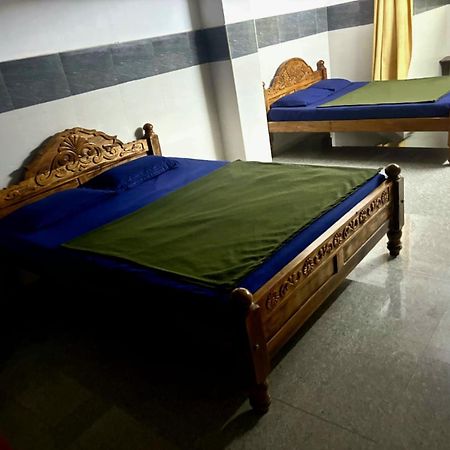 Gsr Stayhome Puducherry Buitenkant foto