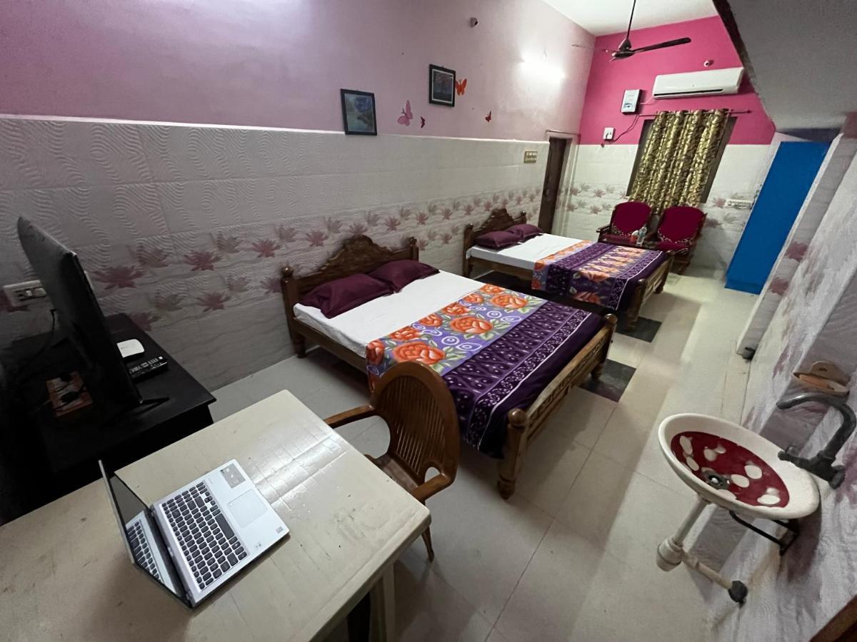 Gsr Stayhome Puducherry Buitenkant foto