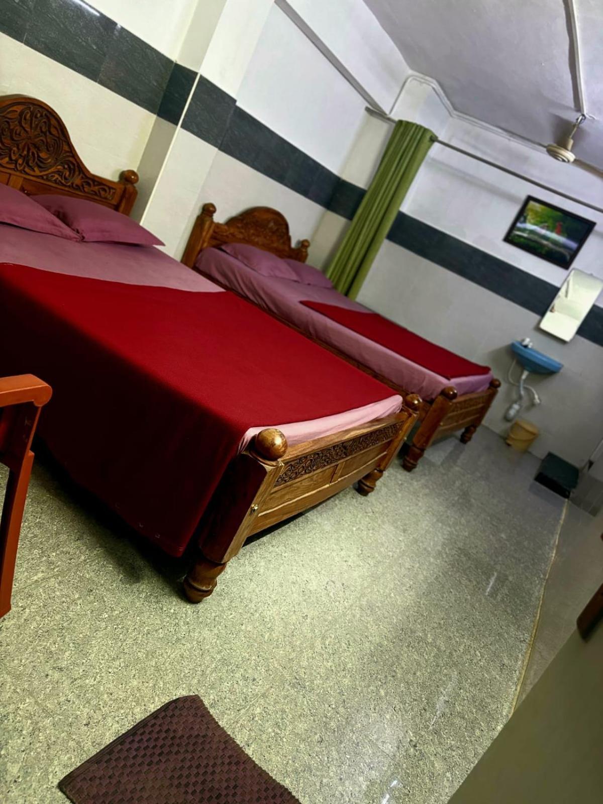 Gsr Stayhome Puducherry Buitenkant foto