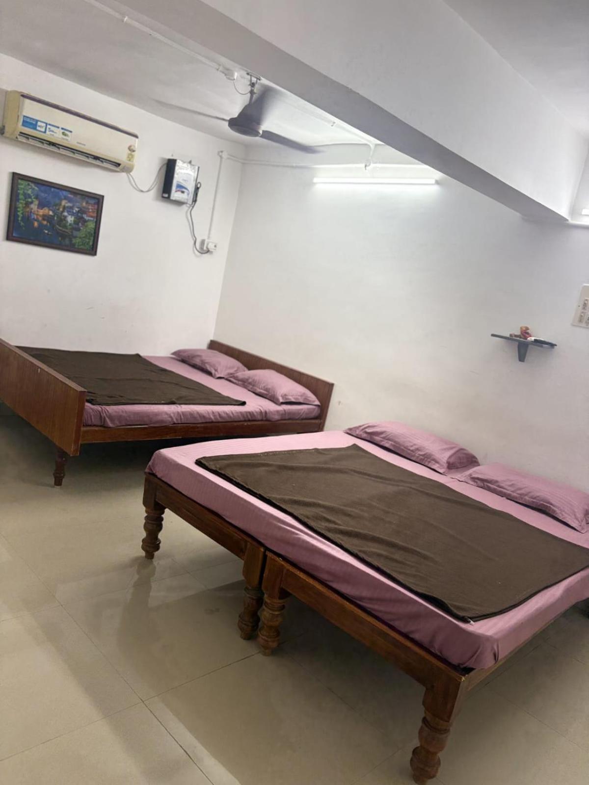 Gsr Stayhome Puducherry Buitenkant foto