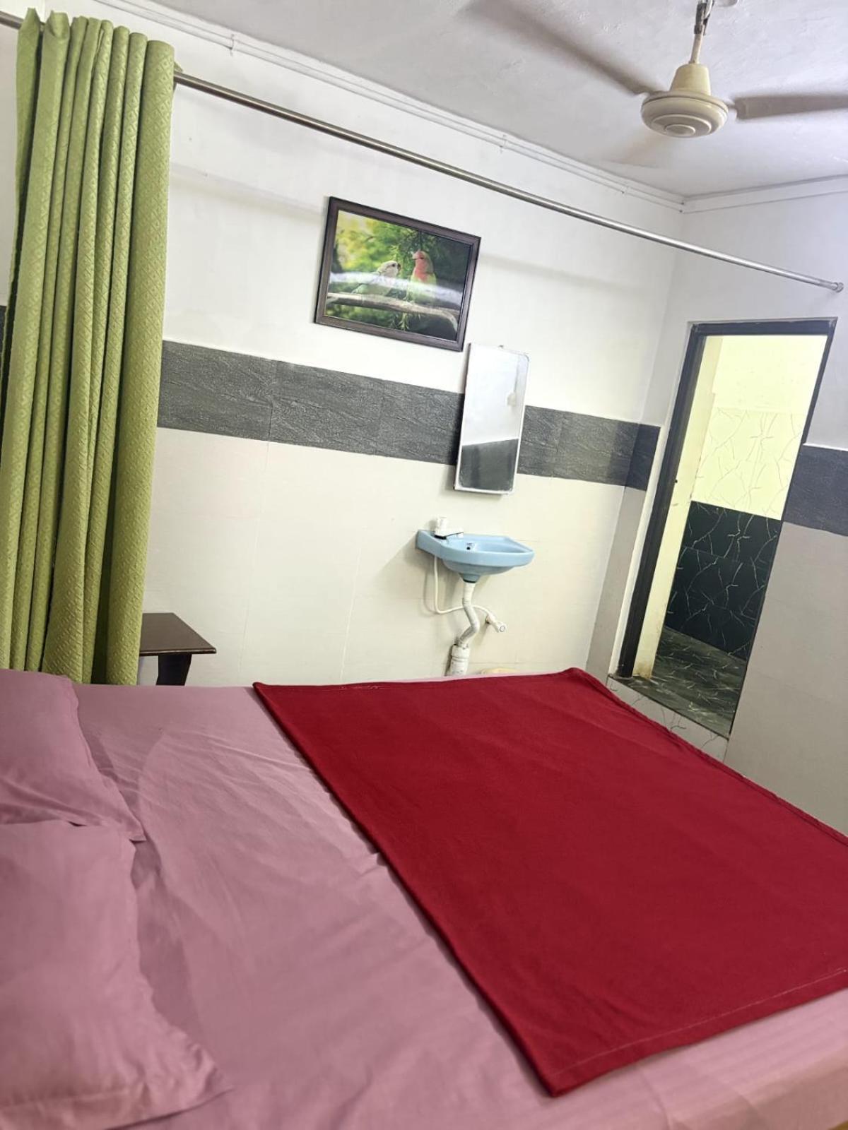 Gsr Stayhome Puducherry Buitenkant foto
